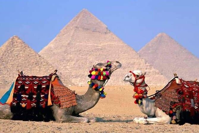 Full Day Tour to All Giza Pyramids, Memphis, Sakkara from Cairo