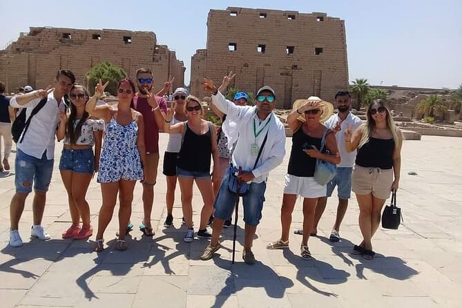 Cairo: Luxor East and West Banks Guided Tour& Overnight Sitting Train Round Trip