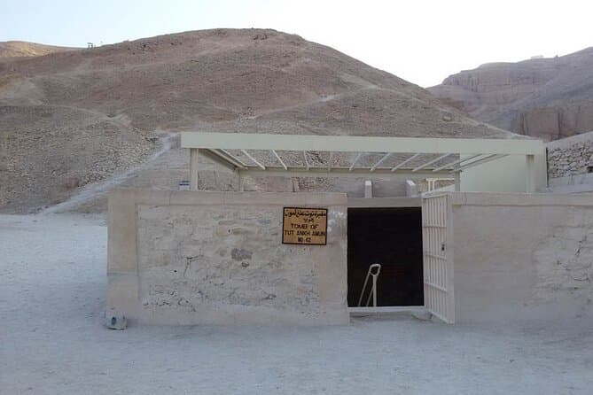 Luxor Highlights Private Tour: Valley of the Kings, Karnak Temple