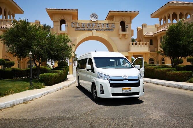 Transfer from Hurghada to Cairo by van