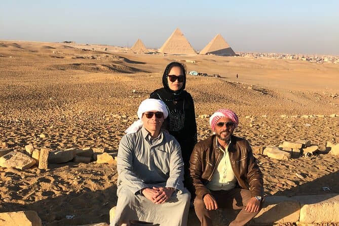 Private Tour to Pyramids, Sphinx, Muesum from Hurghada by bus