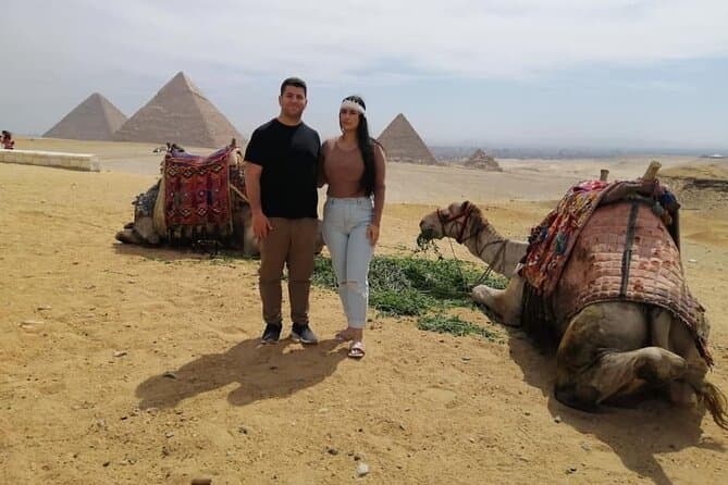 Private Giza Pyramids ,Sphinx Tour with Sakkara, Memphis in Cairo/Giza