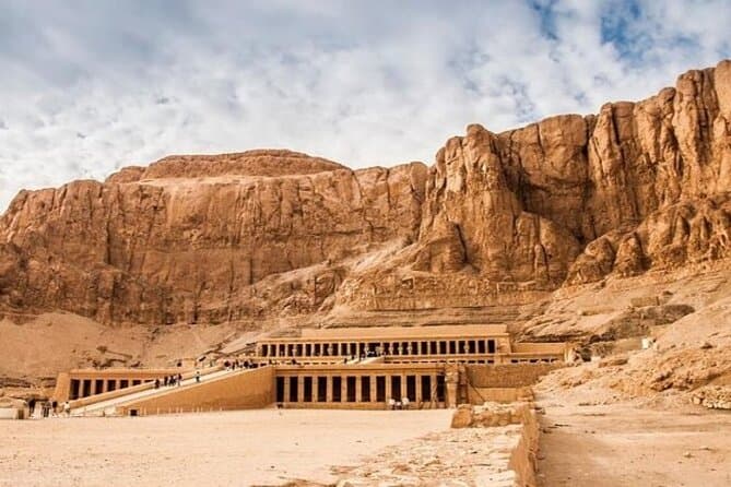 Sightseeing Private Tour Visit The East & West Bank Of The Nile in Luxor