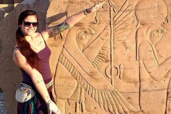 Luxor: Amazing Full day Tour to East and West Banks
