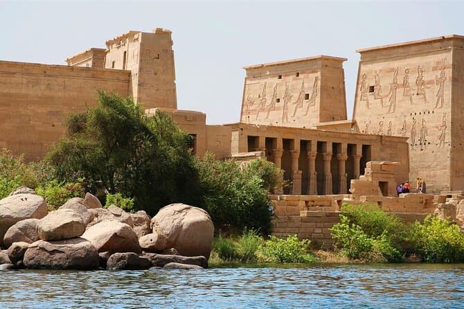 Luxor to Aswan 4-Night Nile Cruise from Hurghada