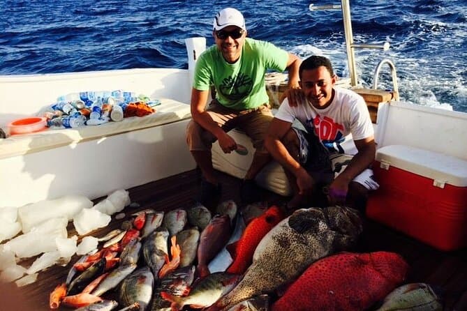 Fishing Over Night Private Boat Up to 8 Pax With Fishing equipment - Hurghada
