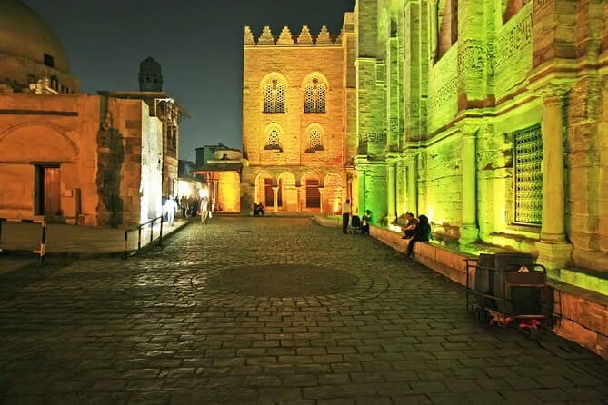 Private Cairo Night Tour with Qualified Egyptologist Guide