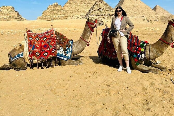 4-Hours Giza pyramids and sphinx private tour with hotel pickup and drop off