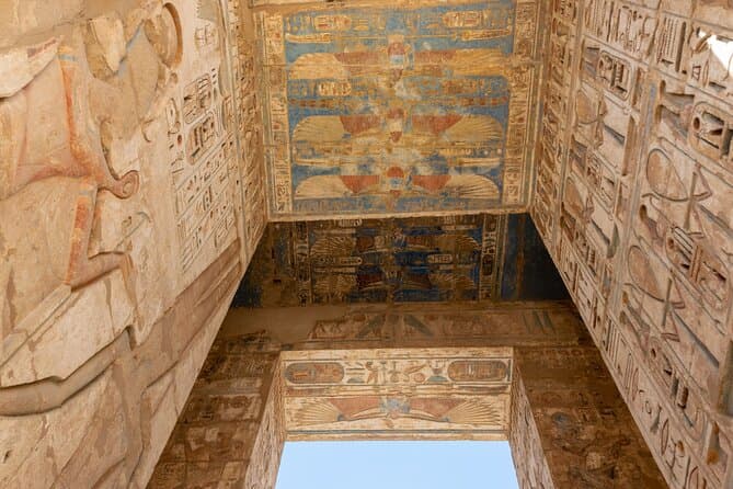 Luxor: Medinet Habu, Deir el-Medina & Valley of Queens Tour