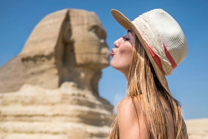 8 Hours Private trip to Giza pyramids Sakkara Memphis & shopping