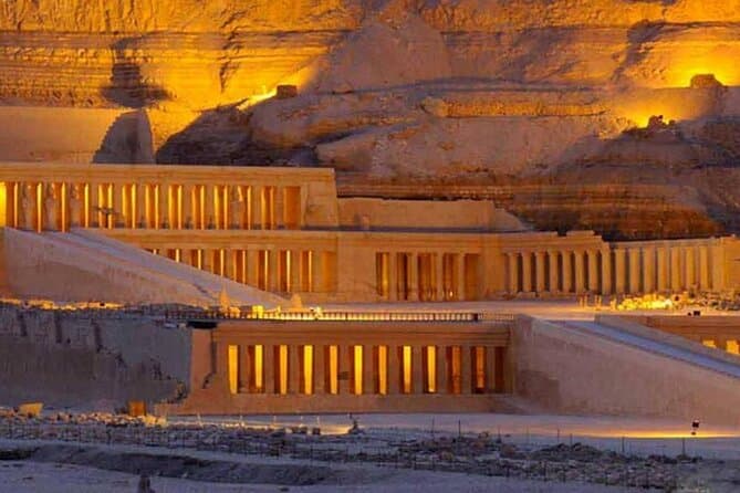 Private Full-Day Tour in Luxor Visiting the East & West bank