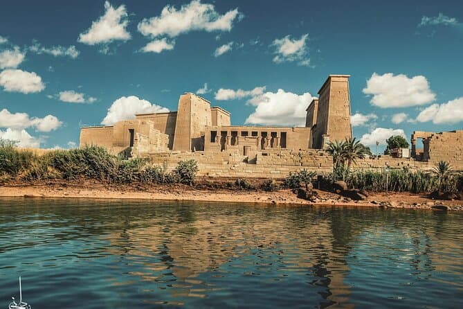 Full Day Tour to Aswan By Train From Luxor with Nubian Village