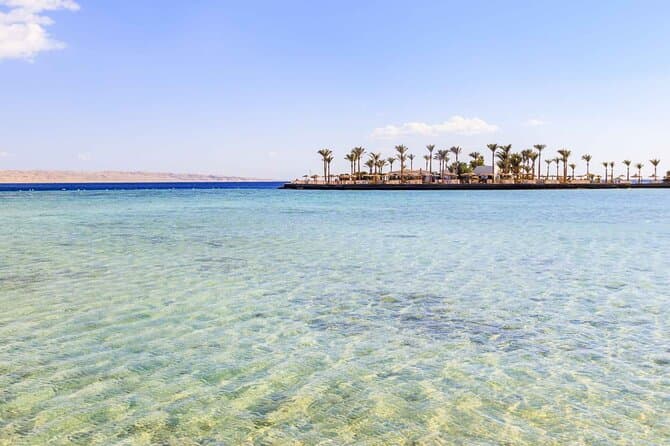Full-Day Private Cruise in Ain Sokhna with Lunch