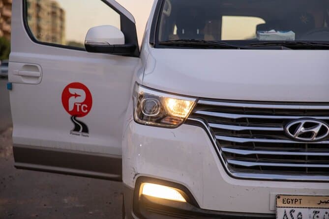 Private Cairo Airport Transfers & Limousine to Anywhere in Cairo or vice versa