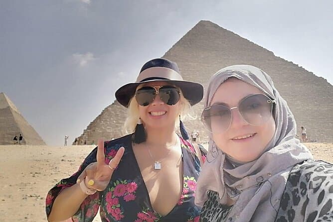 Private Full-Day Tour Giza Pyramids, Museum, hanging church & Nile Felucca Boat