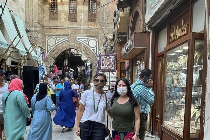Half Day Private Guided Shopping Tour in Cairo