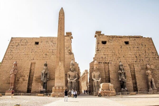 Private East Bank Tour: Luxor & Karnak Temples with Felucca ride