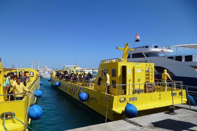 Hurghada: Royal Seascope Submarine cruise with Snorkel stop