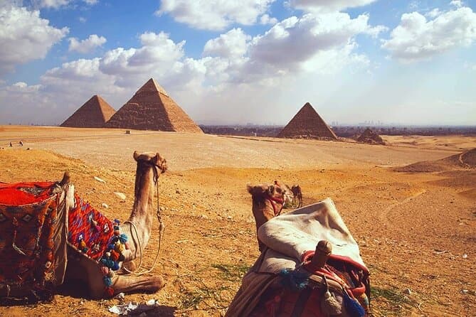 2 Days Giza Pyramids Dashur Tour in Memphis and Saqqara