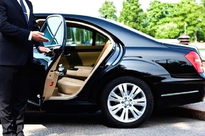 Private Transport From & to Cairo Airports