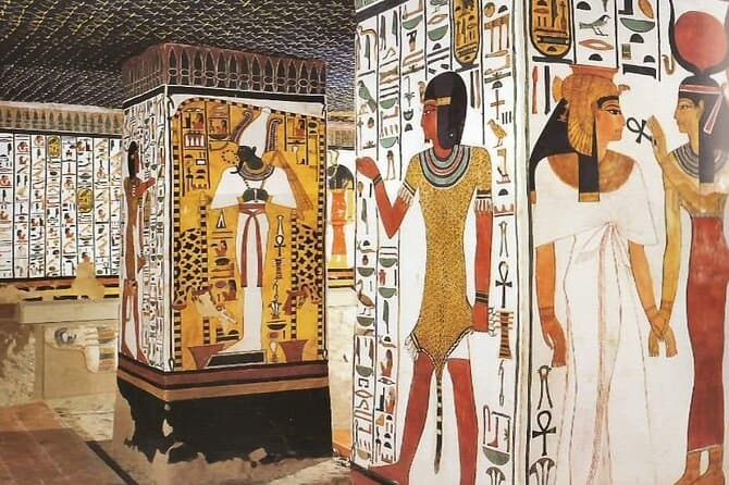 Private Half Day West Bank Tour to Kings Valley and Queen Temple