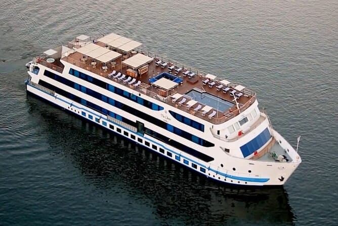 9-day Cruise and Sightseeing of Cairo, Luxor, Aswan, Abu Simbel