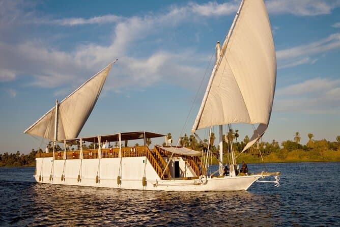 Dahabiya Saray el Nile Excursion 7 Nights 8 Days