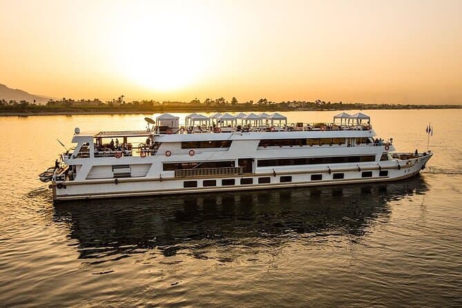 5 Days and 4 Nights Private Nile Cruise Tour from Luxor to Aswan