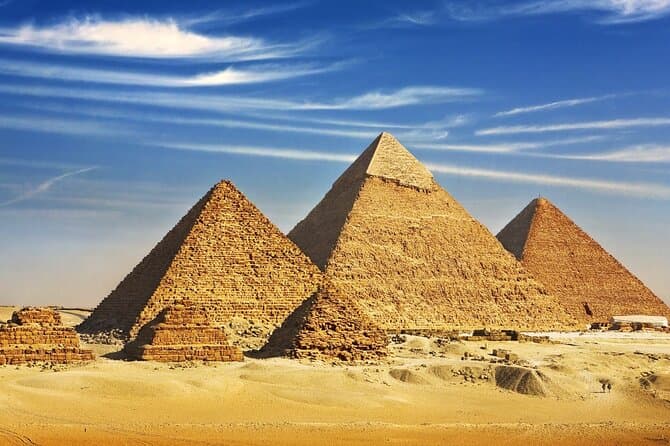 Half Day To Giza Pyramids with Hotel pickup