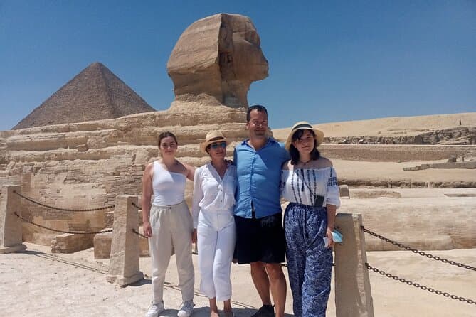 VIP Skip-the-Line Giza pyramids, Sphinx and shopping Tour