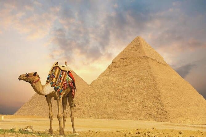 Private Tour With Camel Ride Visit Giza Pyramids and Great Sphinx