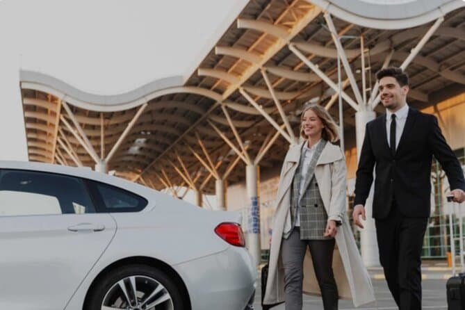 Private Transfer to Cairo and Giza from Cairo Airport