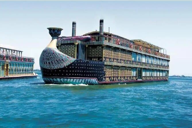 2 Hour Private Dinner Cruise in Cairo