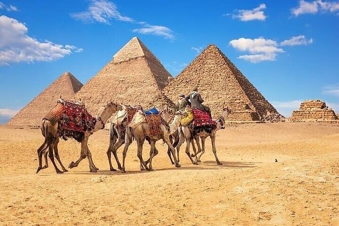 Day Tour Visit Giza Pyramids and 30 Minutes Camel Ride