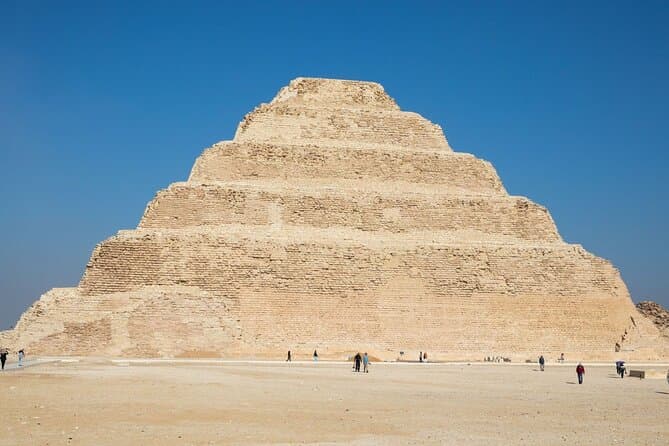 5 hours Tour Pyramid of Djoser, Memphis, and Dahshur from Cairo