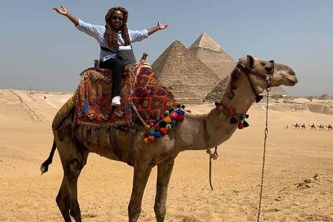 Private Guided Tour to Giza Pyramids and Great Sphinx