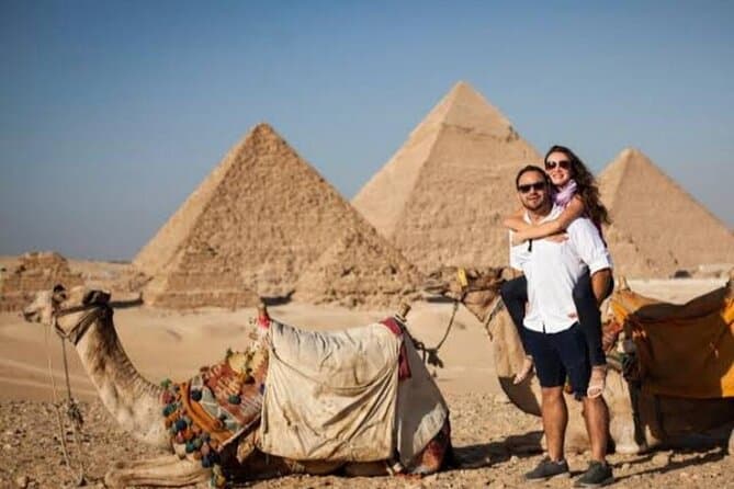 Vip Tour to Giza Pyramids and Sphinx & inside the queen pyramid