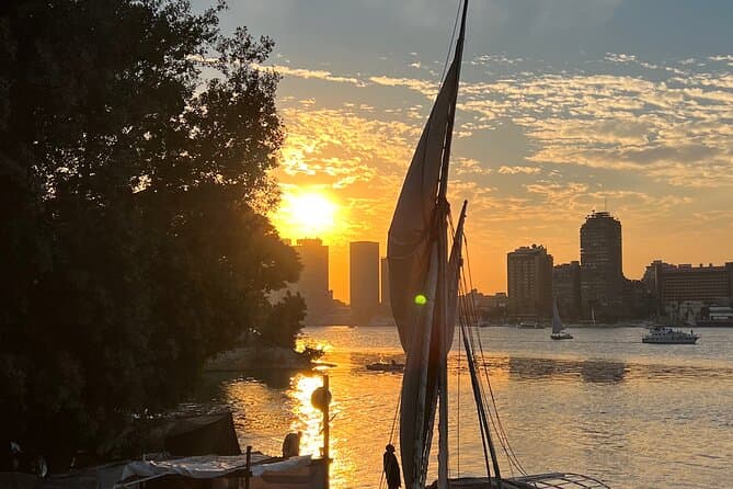 Flouka boat trip for 1 hour
