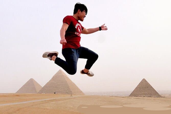 One-Day Tour to Giza Pyramids, Memphis, and Sakkara
