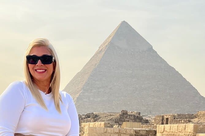 Full day Tour to Giza Pyramids and the New GEM Museum