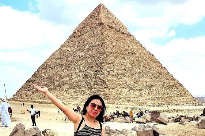 Giza Pyramids ,Camel Ride & Dinner Show Private Tour