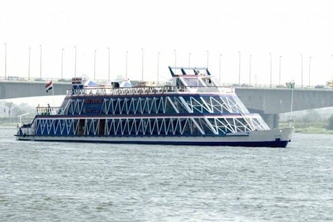 Cairo Dinner Cruise with Buffet & Live Show