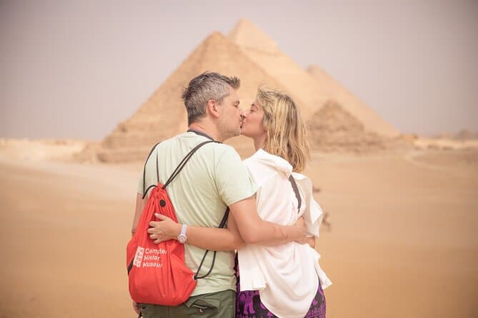 Cairo Layover Tour to Giza Pyramids old Egyptian Museum and Khan