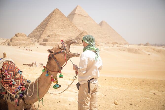Private Day Tour to Giza Pyramids, Memphis, Sakkara and Dahshur