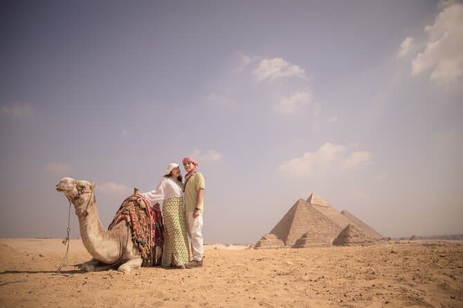 CAIRO LAYOVER EXCURSION TO GIZA PYRAMIDS SPHINX COPTIC CAIRO and BAZAAR