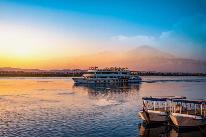 5 Days Nile Cruise: Ancient Wonders and Modern Comfort
