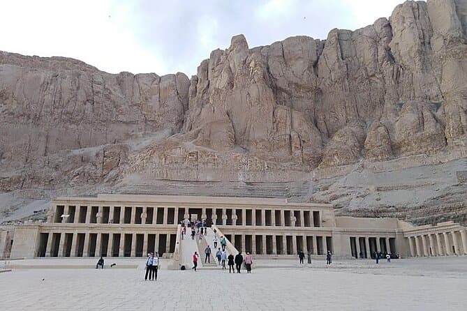 Luxor Day Tour: Explore Valley of Kings, Queens, Hatshepsut& More