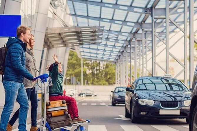 Traslados privados desde/hacia el aeropuerto y los hoteles de El Cairo y Guiza