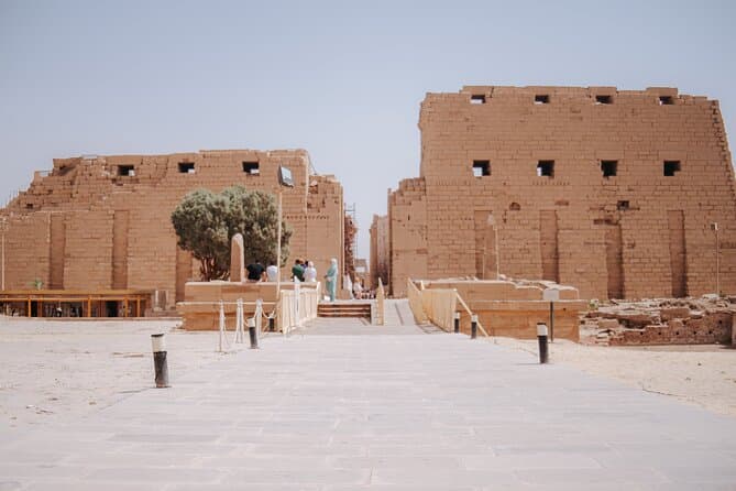 Luxor East &west Bank Secrets-full Day Tour with Guide &Lunch