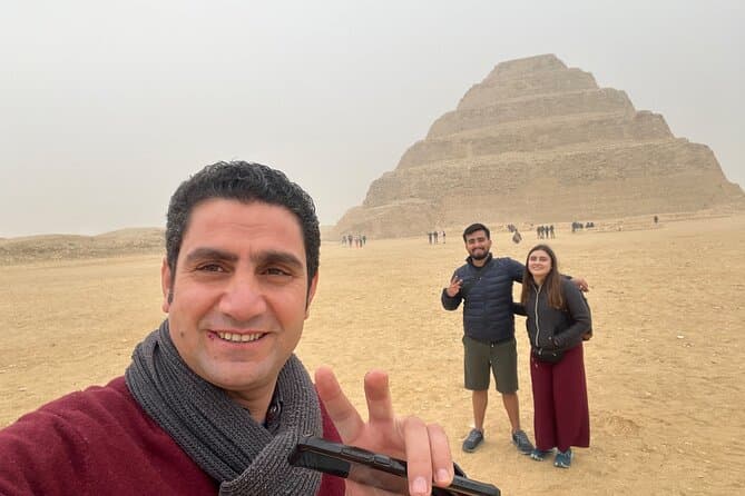 Saqqara, Memphis & Dahshur Private Day Tour with Lunch